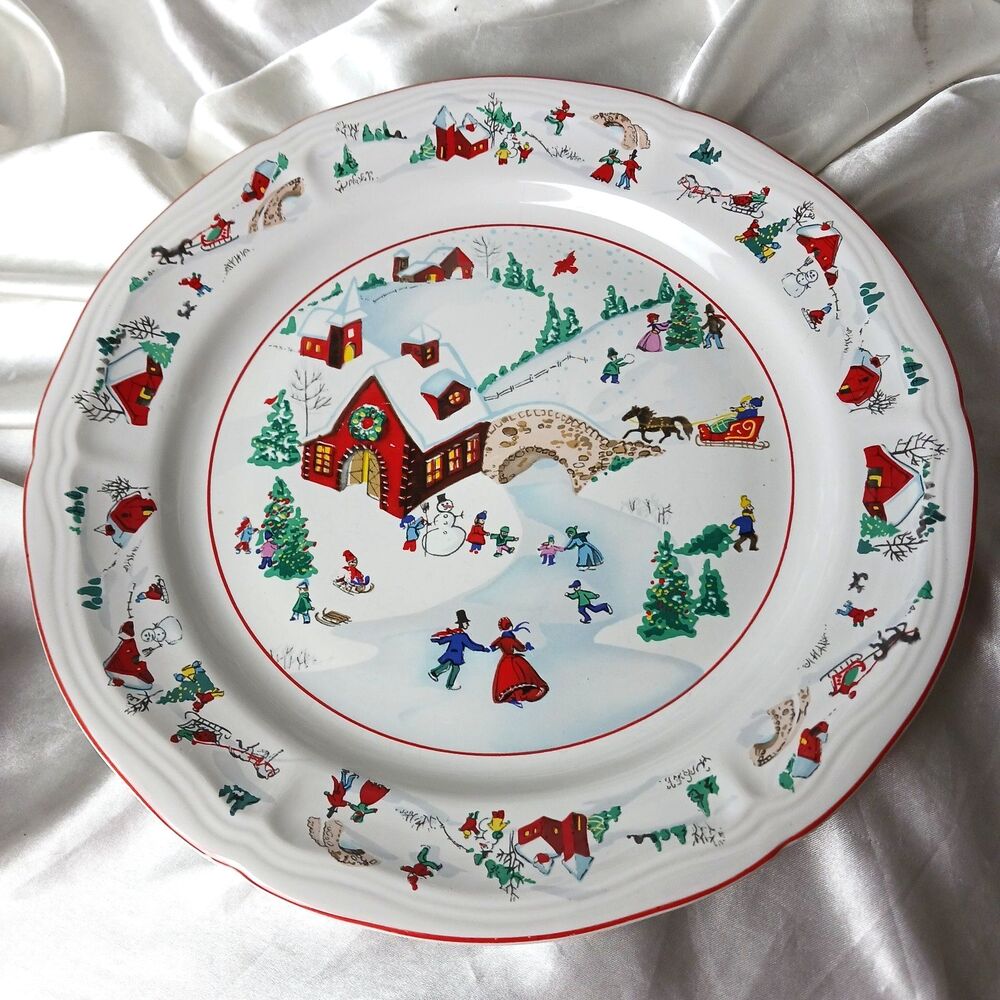 VINTAGE FARBERWARE WHITE CHRISTMAS DINNER PLATE